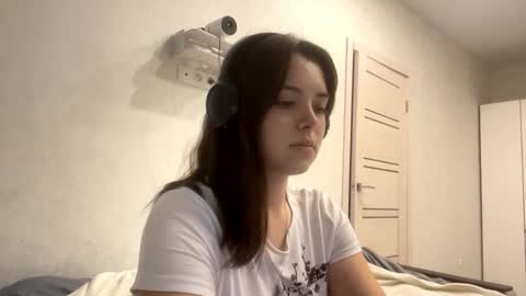 Emily online show from September 23, 2025, 2:09 pm