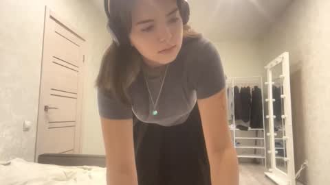 Emily online show from October 8, 2025, 3:42 pm