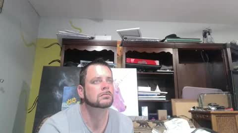 frostydhoman1221 online show from March 1, 2025, 8:56 am