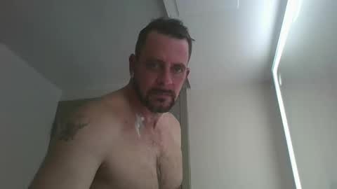 frostydhoman1221 online show from March 7, 2025, 7:41 am