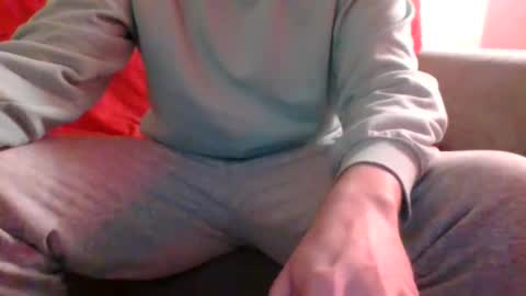 Frowxy online show from February 8, 2025, 10:50 am