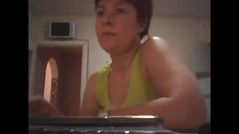 Fruittellalove online show from February 12, 2026, 8:15 pm