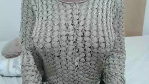 fruity28 online show from December 5, 2025, 4:25 pm