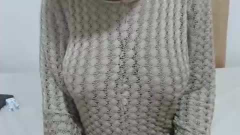 fruity28 online show from December 22, 2025, 4:20 am