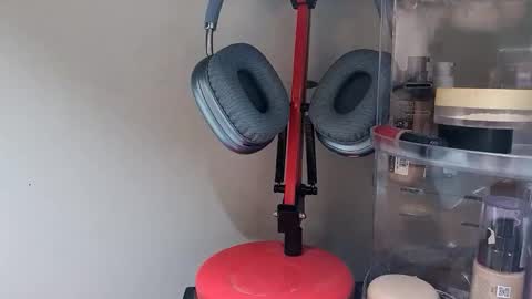 Demian online show from February 22, 2026, 5:51 am