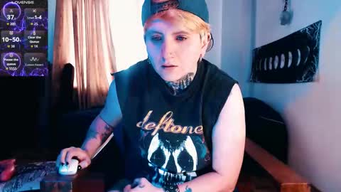          HEHIM  online show from November 28, 2025, 4:09 pm