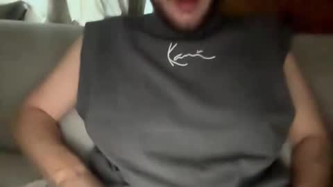 ftmstud93 online show from December 14, 2025, 2:00 pm