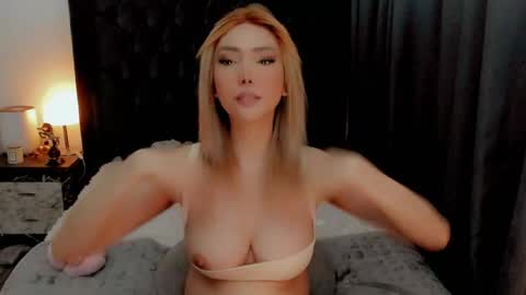 fu_jiaya online show from April 17, 2026, 9:07 pm