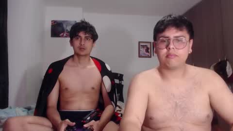 Snapshot of fuck_blow chatting on November 21, 2025, 11:47 pm uwu online show from November 21, 2025, 11:47 pm