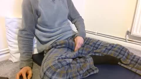 Snapshot of fuckbeatb chatting on November 30, 2025, 8:57 pm fuckbeatb online show from November 30, 2025, 8:57 pm