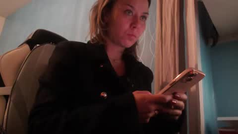 Snapshot of fuckhard4you chatting on December 21, 2024, 10:19 pm La online show from December 21, 2024, 10:19 pm