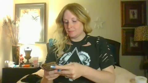 PorcelainDoll22 online show from January 30, 2025, 1:44 am