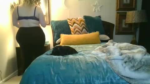 PorcelainDoll22 online show from February 20, 2025, 8:36 pm