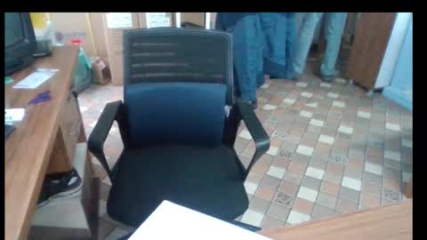 Bruchus online show from February 10, 2026, 7:34 am