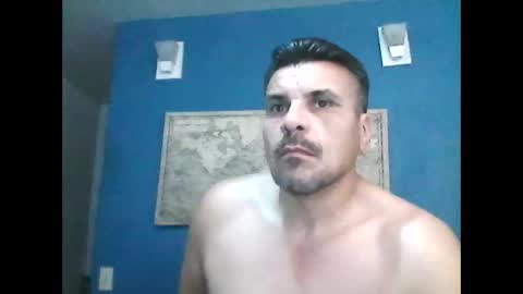 fuego1ento22 online show from October 4, 2025, 9:24 pm