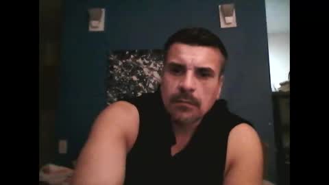 fuego1ento22 online show from February 15, 2026, 4:31 am