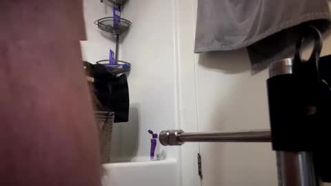 Snapshot of fukmyass247 chatting on December 6, 2024, 11:11 am fukmyass247 online show from December 6, 2024, 11:11 am