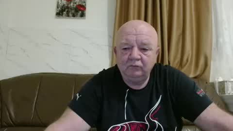 fullballs6 online show from March 16, 2026, 3:12 am