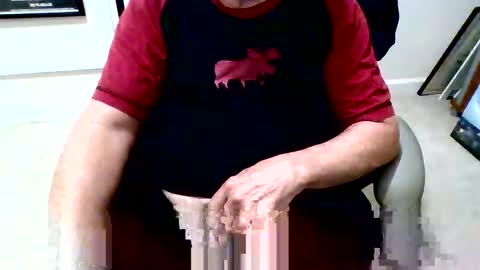 Snapshot of funclemike chatting on September 29, 2025, 7:40 pm funclemike online show from September 29, 2025, 7:40 pm