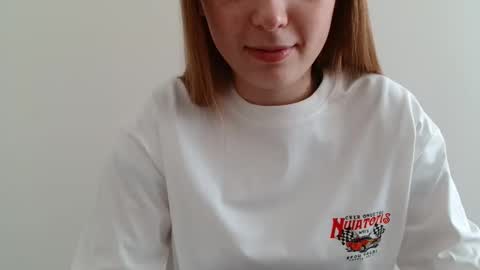 Snapshot of funemma000 chatting on April 4, 2026, 10:02 am Emma online show from April 4, 2026, 10:02 am