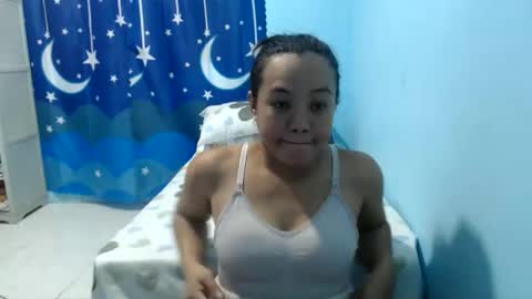 Snapshot of funluvnpinay4u chatting on April 22, 2026, 1:08 am MAE online show from April 22, 2026, 1:08 am