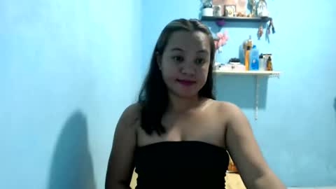 Snapshot of funluvnpinay4u chatting on May 29, 2026, 12:25 pm MAE online show from May 29, 2026, 12:25 pm