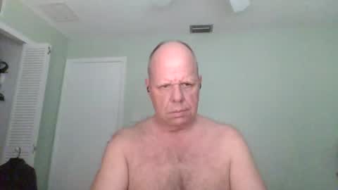 Snapshot of funnplay chatting on November 17, 2025, 8:47 pm Funnplay online show from November 17, 2025, 8:47 pm