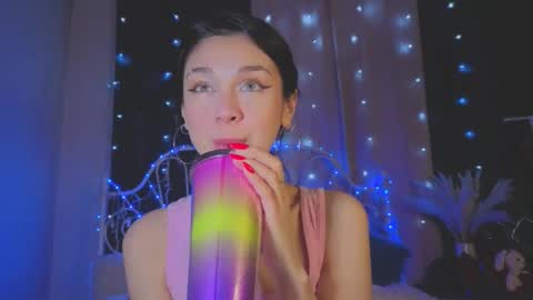 Tiffany online show from February 4, 2026, 1:11 am