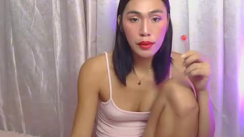 LIL LEE online show from March 26, 2026, 11:32 pm