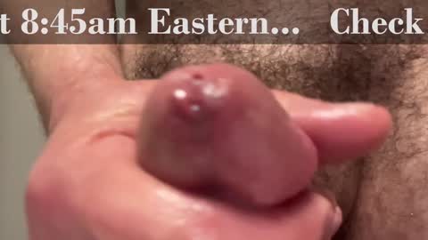 Snapshot of furryhugs69 chatting on December 28, 2024, 1:28 pm Erich online show from December 28, 2024, 1:28 pm