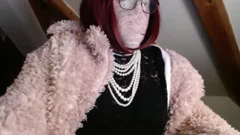 Snapshot of fursdany chatting on May 15, 2026, 6:48 pm Dany online show from May 15, 2026, 6:48 pm