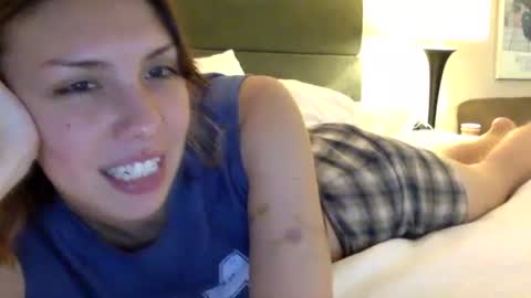 Snapshot of fushialake chatting on November 3, 2025, 7:15 pm Fushia online show from November 3, 2025, 7:15 pm