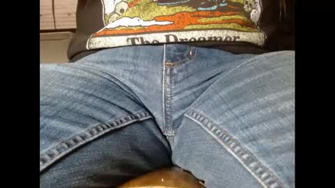 Fuzzy Blues online show from February 12, 2025, 10:37 pm