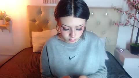 Snapshot of fyreandfox_ chatting on November 2, 2025, 8:44 pm FIRE AND FOX online show from November 2, 2025, 8:44 pm