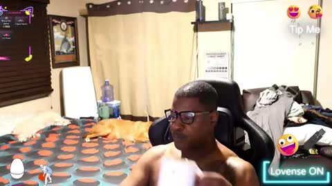 seldom seen online show from November 4, 2025, 10:25 am