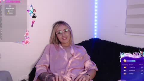 Gabriela online show from December 3, 2024, 3:20 am