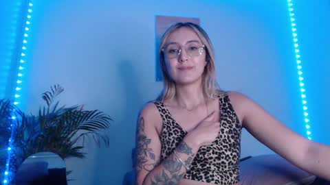 Gabriela online show from January 23, 2025, 1:19 am