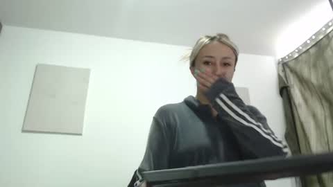 Gabriela online show from July 28, 2026, 4:39 pm