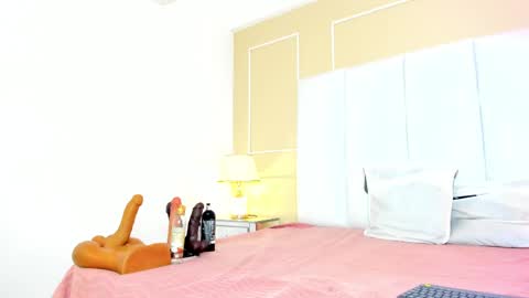 Snapshot of gabbiie_carterr chatting on February 12, 2025, 12:22 pm Gabie online show from February 12, 2025, 12:22 pm