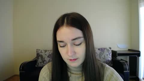 Snapshot of gabby_di chatting on December 2, 2024, 11:45 am Jaklin online show from December 2, 2024, 11:45 am