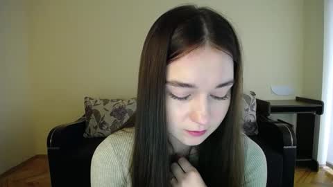 Snapshot of gabby_di chatting on December 4, 2024, 8:12 am Jaklin online show from December 4, 2024, 8:12 am