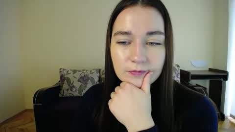 Snapshot of gabby_di chatting on December 5, 2024, 8:33 am Jaklin online show from December 5, 2024, 8:33 am