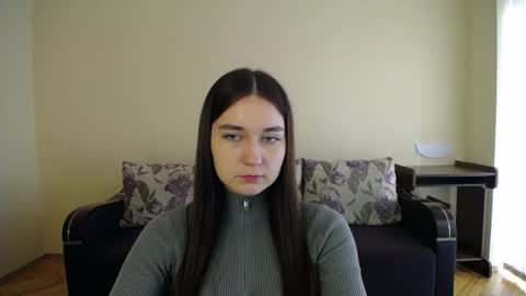 Snapshot of gabby_di chatting on December 14, 2024, 8:45 am Jaklin online show from December 14, 2024, 8:45 am