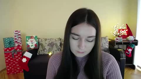 Snapshot of gabby_di chatting on December 22, 2024, 9:55 am Jaklin online show from December 22, 2024, 9:55 am