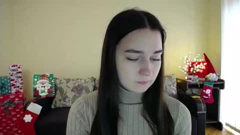 Snapshot of gabby_di chatting on January 6, 2025, 8:57 am Jaklin online show from January 6, 2025, 8:57 am