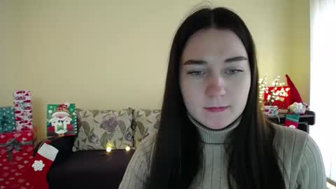 Snapshot of gabby_di chatting on January 6, 2025, 12:02 pm Jaklin online show from January 6, 2025, 12:02 pm