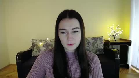 Snapshot of gabby_di chatting on January 10, 2025, 9:02 am Jaklin online show from January 10, 2025, 9:02 am