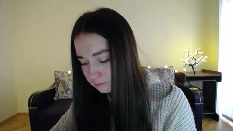 Snapshot of gabby_di chatting on January 14, 2025, 7:59 am Jaklin online show from January 14, 2025, 7:59 am