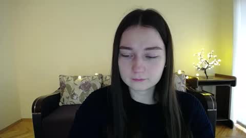 Snapshot of gabby_di chatting on January 16, 2025, 8:43 am Jaklin online show from January 16, 2025, 8:43 am