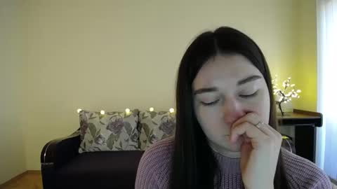 Snapshot of gabby_di chatting on January 17, 2025, 12:42 pm Jaklin online show from January 17, 2025, 12:42 pm